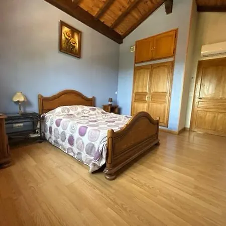 Maison Du Bonheur Taluyers